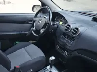 Usado Chevrolet Aveo LT 101 CV (74 kW) 2011 Rojo Utilitario