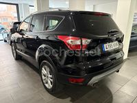 Usado Ford Kuga Trend 120 CV (88 kW) 2018 Negro SUV