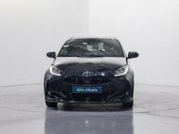 Usado Toyota Yaris Hybrid Style 116 CV (85 kW) 2022 Negro Berlina