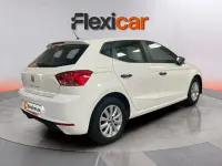 Usado Seat Ibiza Reference 95 CV (69 kW) 2018 Blanco Utilitario