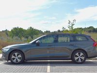 Usado Volvo V60 Momentum 150 CV (110 kW) 2020 Gris / plata Familiar