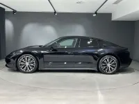 Usado Porsche Taycan 4S 400 kW (544 CV) 2024 Negro Berlina