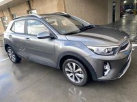 Usado Kia Stonic 84 CV (61 kW) 2023 Gris SUV