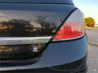 Usado Opel Astra Enjoy 105 CV (77 kW) 2005 Negro Berlina