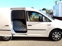 Usado VW Caddy 102 CV (75 kW) 2021 Blanco Monovolumen