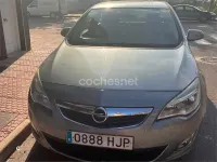 Usado Opel Astra Enjoy 115 CV (84 kW) 2012 Gris / plata Berlina