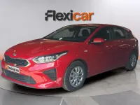 Usado Kia Ceed 115 CV (84 kW) 2020 Rojo Utilitario