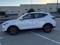 Usado MG ZS Luxury 106 CV (77 kW) 2023 Blanco SUV