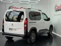 Usado Peugeot Rifter Allure 100 CV (73 kW) 2022 Blanco Monovolumen