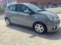 Usado Hyundai i10 66 CV (48 kW) 2016 Azul Utilitario