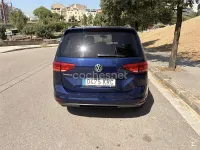 Usado VW Touran Edition 115 CV (84 kW) 2018 Azul Monovolumen