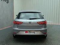 Usado Seat Leon XCELLENCE 150 CV (110 kW) 2020 Gris / plata Familiar
