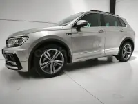 Usado VW Tiguan R-line 150 CV (110 kW) 2019 Gris / plata SUV
