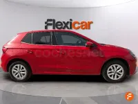 Usado Skoda Fabia Selection 115 CV (84 kW) 2025 Rojo Utilitario