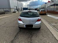 usado Opel Astra 1.9CDTi Sport