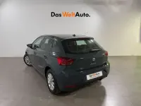 Usado Seat Ibiza Style 80 CV (58 kW) 2024 Gris Utilitario