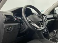 Usado VW T-Cross Advance 95 CV (69 kW) 2022 Plata reflex SUV