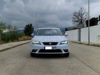Usado Seat Leon Style 105 CV (77 kW) 2014 Blanco Familiar