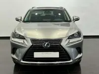 Usado Lexus NX300h Executive Line 197 CV (144 kW) 2018 Gris SUV