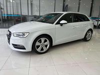 Usado Audi A3 Ambition 150 CV (110 kW) 2015 Blanco Berlina