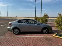 Usado Mazda 3 Active 109 CV (80 kW) 2011 Gris / plata Berlina