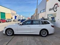 Usado BMW 318 150 CV (110 kW) 2025 Blanco Familiar