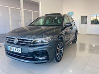 Käytetty VW Tiguan Sportline 150 HP (110 kW) 2018 Harmaa Katumaasturi