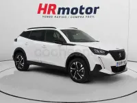 Usado Peugeot 2008 Allure 110 CV (80 kW) 2022 Blanco SUV