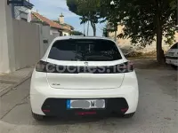Usado Peugeot 208 Allure 100 CV (73 kW) 2023 Blanco Utilitario