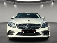 Używany Mercedes C200 160 KM (117 kW) 2019 Biały Sedan/Limuzyna