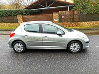 Usado Peugeot 207 90 CV (66 kW) 2007 Gris / plata Berlina