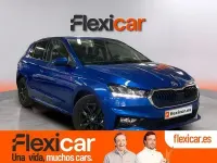 Usado Skoda Fabia Selection 80 CV (58 kW) 2025 Azul Utilitario