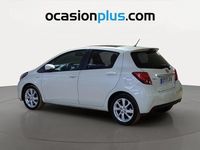 Usado Toyota Yaris Advance 100 CV (73 kW) 2015 Blanco Utilitario