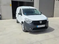 Usado Dacia Dokker Essentiel 100 CV (73 kW) 2019 Blanco Monovolumen