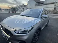 Usado MG ZS Luxury 106 CV (77 kW) 2024 Gris / plata SUV