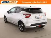 Usado Nissan Micra N-Connecta 90 CV (66 kW) 2018 Gris Utilitario