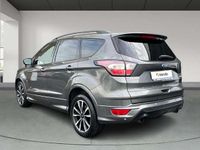 Usado Ford Kuga Titanium 182 CV (133 kW) 2016 Gris SUV
