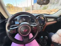 Usado Mini ONE 102 CV (75 kW) 2021 Verde Utilitario