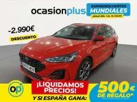 Usado Ford Focus ST-Line 155 CV (114 kW) 2024 Rojo Familiar