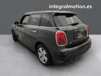 Usado Mini Cooper 136 CV (100 kW) 2023 Negro Utilitario