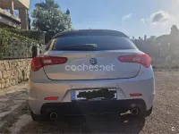 Usado Alfa Romeo Giulietta Edizione Speciale 175 CV (128 kW) 2014 Gris / plata Utilitario