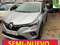 Usado Renault Captur Techno 91 CV (66 kW) 2024 Plateado SUV