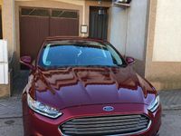 Usado Ford Mondeo Trend 150 CV (110 kW) 2015 Granate Berlina