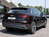 Usado Audi Q8 340 CV (250 kW) 2021 Negro SUV