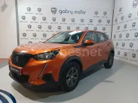Usado Peugeot 2008 Active 100 CV (73 kW) 2021 Naranja SUV