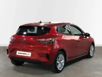 Usado Renault Clio Evolution 91 CV (66 kW) 2023 Rojo Utilitario
