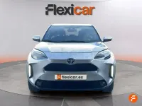 Usado Toyota Yaris Cross Active 116 CV (85 kW) 2024 Gris / plata SUV
