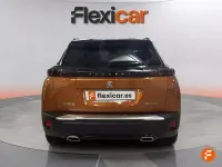 Usado Peugeot 2008 GT-line 130 CV (95 kW) 2020 Naranja SUV