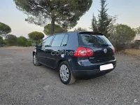 Usado VW Golf IV Trendline 105 CV (77 kW) 2005 Azul Berlina