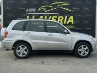 Usado Toyota RAV4 Sol 150 CV (110 kW) 2002 Gris / plata SUV